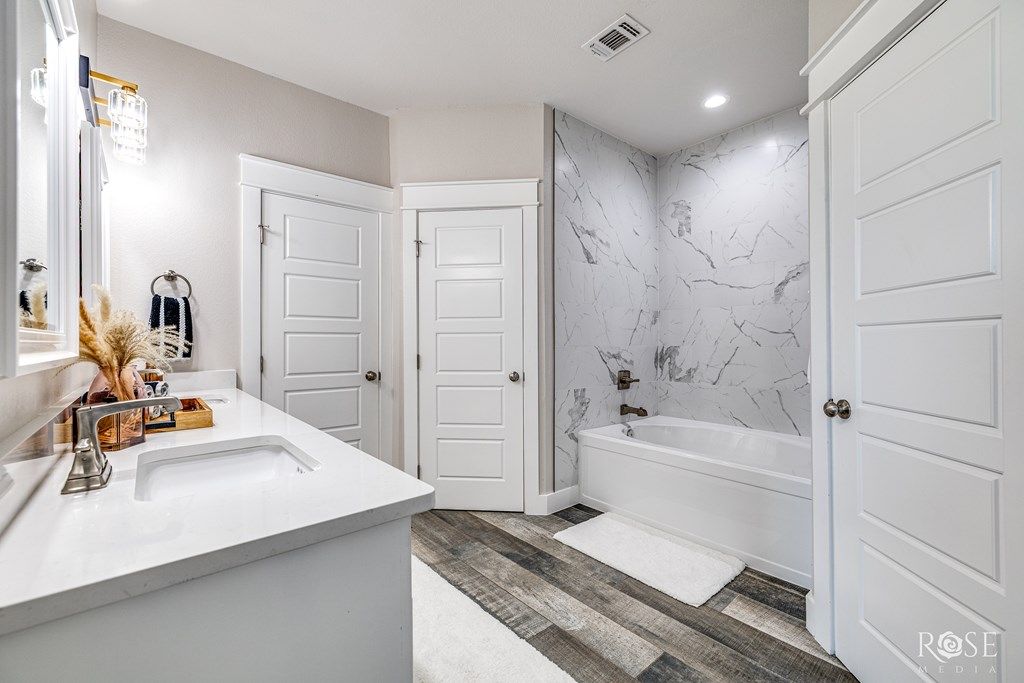 Image 7 of property listing at 3705 Dominion Ridge, San Angelo, TX 76904