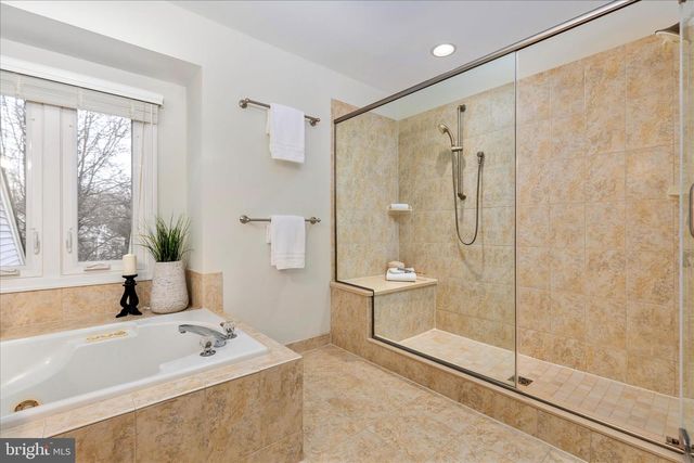 1290 WEDGEWOOD MANOR WAY, Reston, VA 20194