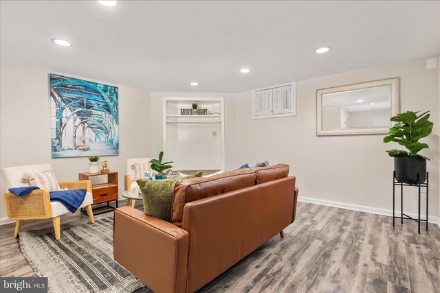 1290 WEDGEWOOD MANOR WAY, Reston, VA 20194