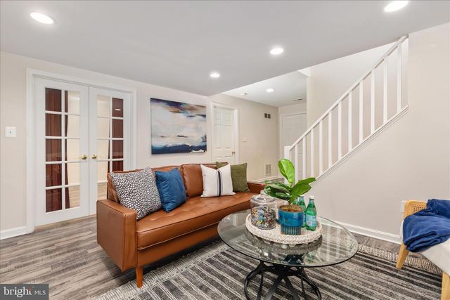 1290 WEDGEWOOD MANOR WAY, Reston, VA 20194