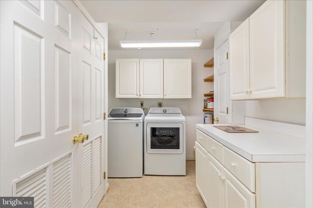 1290 WEDGEWOOD MANOR WAY, Reston, VA 20194