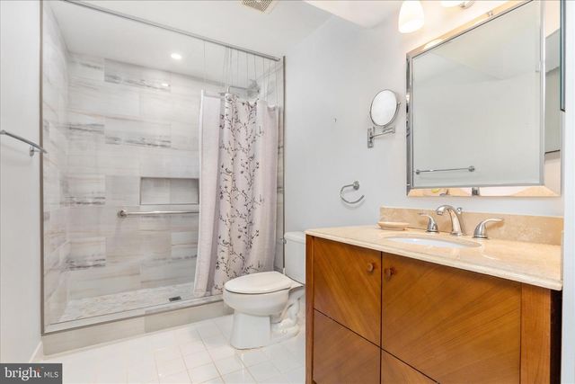 1290 WEDGEWOOD MANOR WAY, Reston, VA 20194