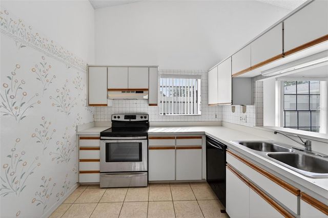 2369 BEVERLY DRIVE, Dunedin, FL 34698