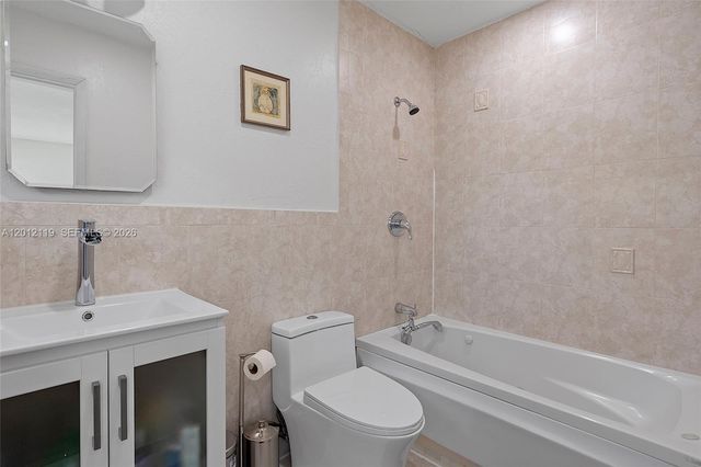 8895 SW 184th Terrace, Cutler Bay, FL 33157
