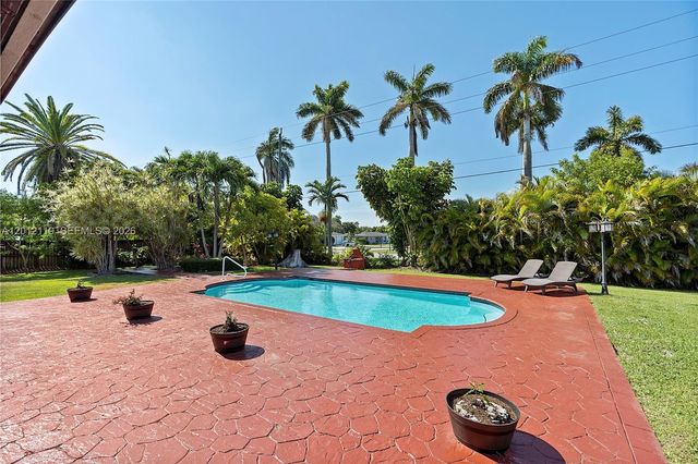 8895 SW 184th Terrace, Cutler Bay, FL 33157