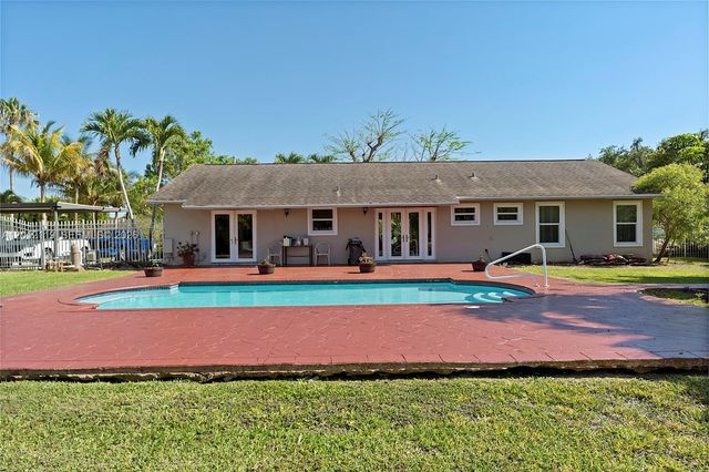 8895 SW 184th Terrace, Cutler Bay, FL 33157