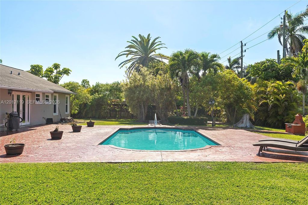 8895 SW 184th Terrace, Cutler Bay, FL 33157