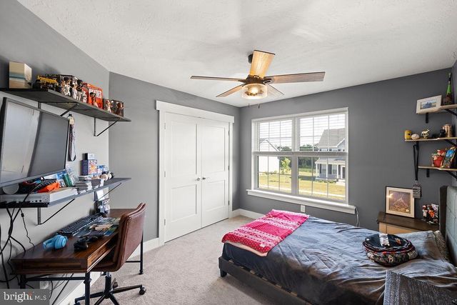 47 NUTHATCH DR, Gettysburg, PA 17325