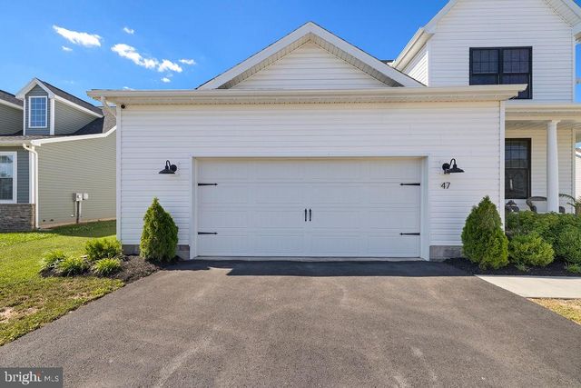 47 NUTHATCH DR, Gettysburg, PA 17325