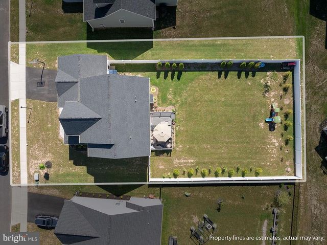 47 NUTHATCH DR, Gettysburg, PA 17325
