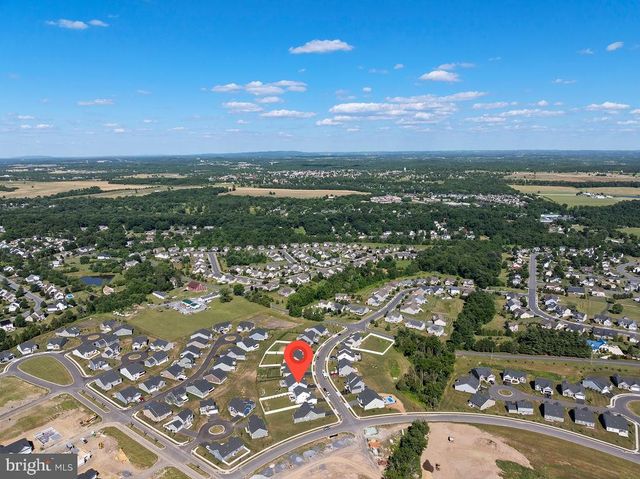 47 NUTHATCH DR, Gettysburg, PA 17325