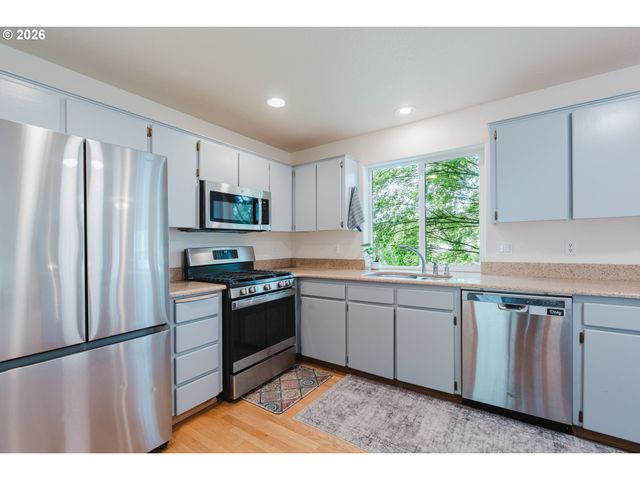 15331 Sw FIRTREE Dr, Tigard, OR 97223