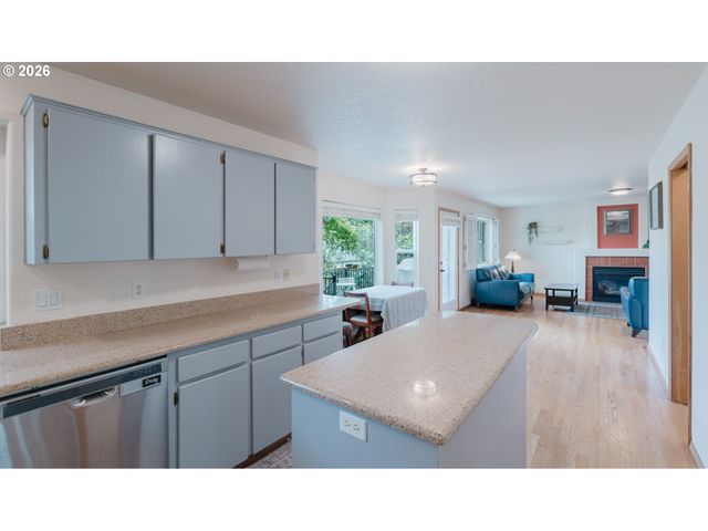 15331 Sw FIRTREE Dr, Tigard, OR 97223