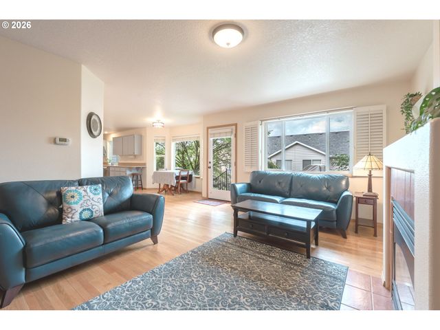 15331 Sw FIRTREE Dr, Portland, OR 97223