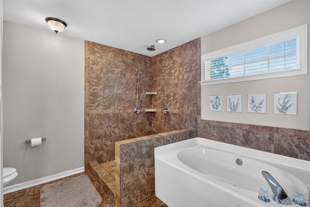 8212 Parkview Court, Montgomery, AL 36117