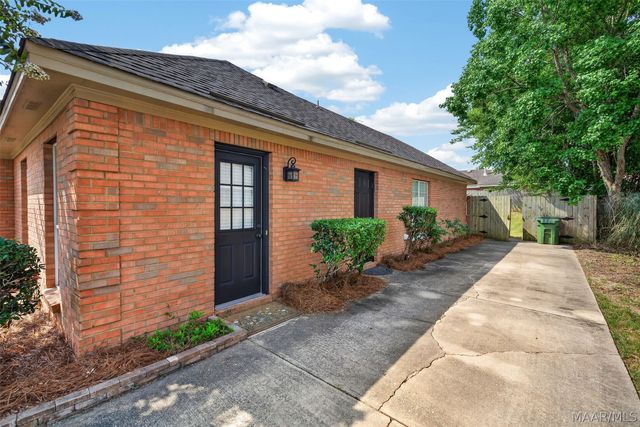 8212 Parkview Court, Montgomery, AL 36117