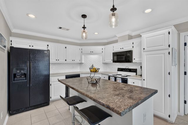 8212 Parkview Court, Montgomery, AL 36117