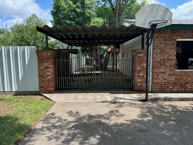 3210 Ivy Lane, Abilene, TX 79603