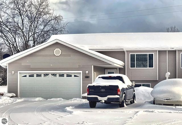 2481 Woodcock Lane, Traverse City, MI 49685