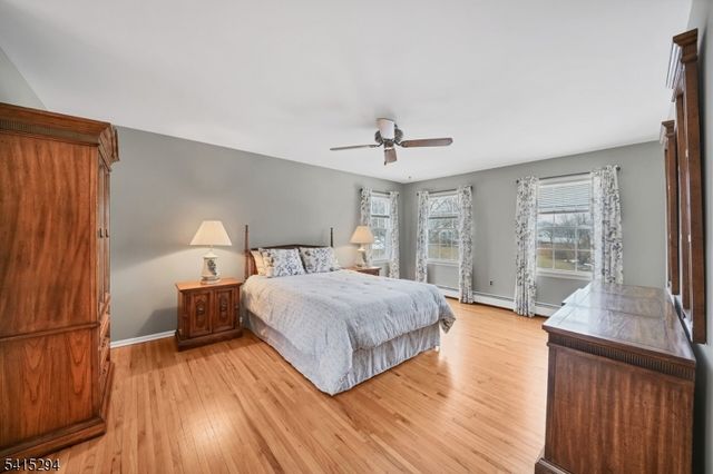 11 Beechnut Dr, Washington Twp., NJ 07853