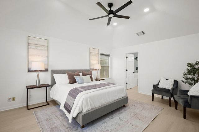 310 Bailey LOOP, Kyle, TX 78640