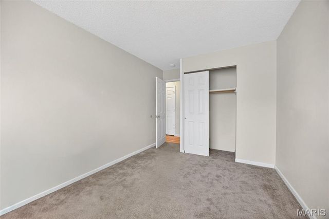 34 Southwinds Drive, St Peters, MO 63376