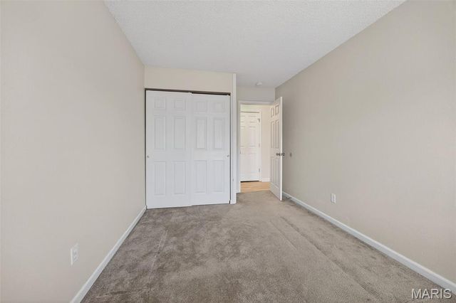 34 Southwinds Drive, St Peters, MO 63376