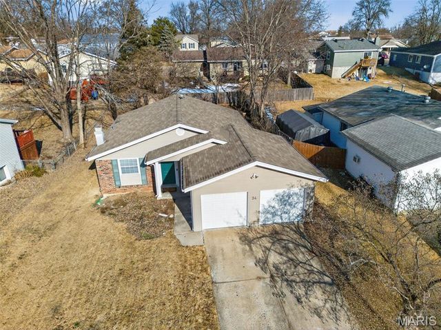 34 Southwinds Drive, St Peters, MO 63376