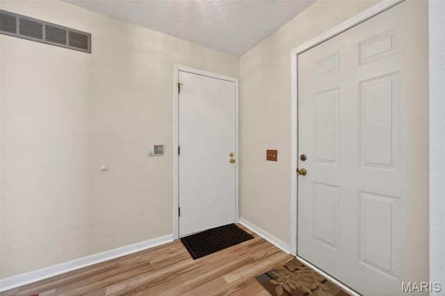 34 Southwinds Drive, St Peters, MO 63376