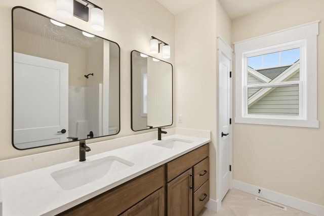 1104 Reese Trail, Waunakee, WI 53597