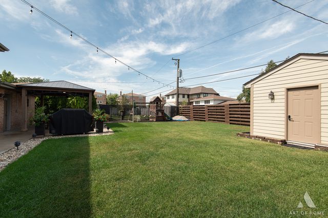 7934 W 81st Place, Bridgeview, IL 60455