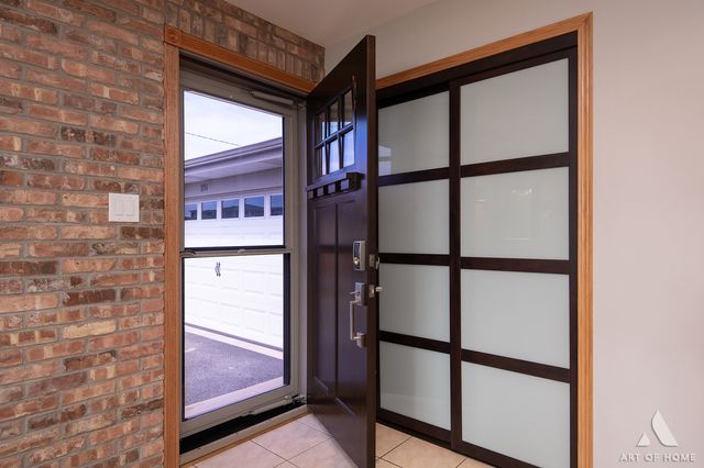 7934 W 81st Place, Bridgeview, IL 60455