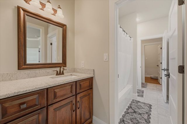 3870 Head RD, Adams, TN 37010