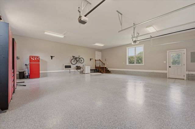 3870 Head RD, Adams, TN 37010