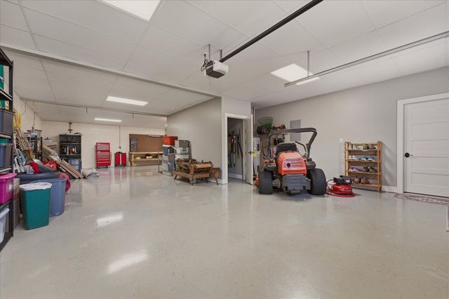 3870 Head RD, Adams, TN 37010