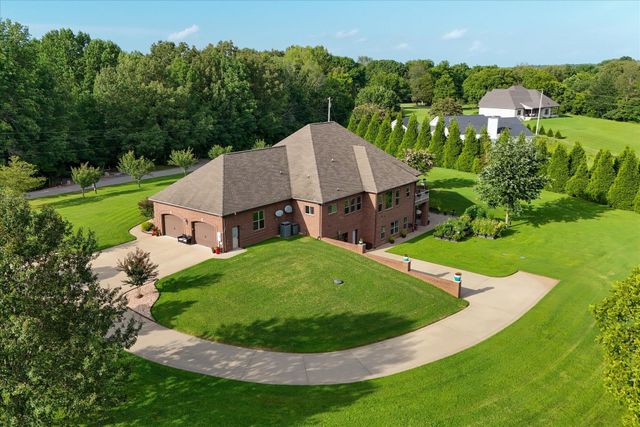 3870 Head RD, Adams, TN 37010