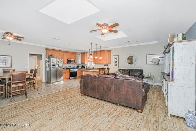 943 Jennifer Lane, Manahawkin, NJ 08050
