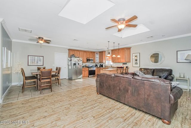 943 Jennifer Lane, Manahawkin, NJ 08050