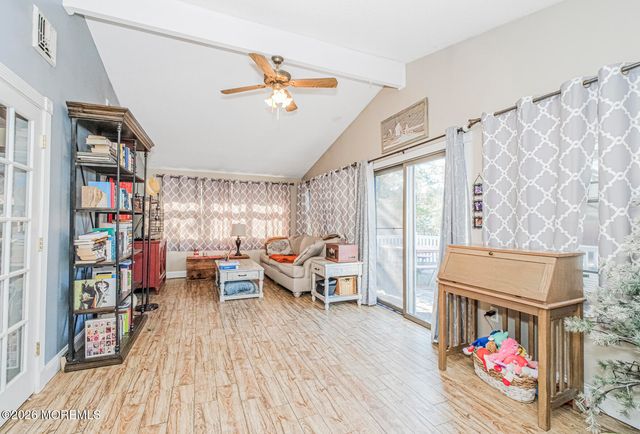 943 Jennifer Lane, Manahawkin, NJ 08050