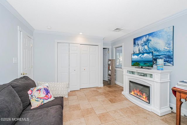 943 Jennifer Lane, Manahawkin, NJ 08050