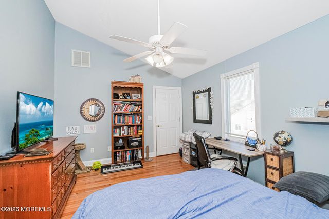 943 Jennifer Lane, Manahawkin, NJ 08050