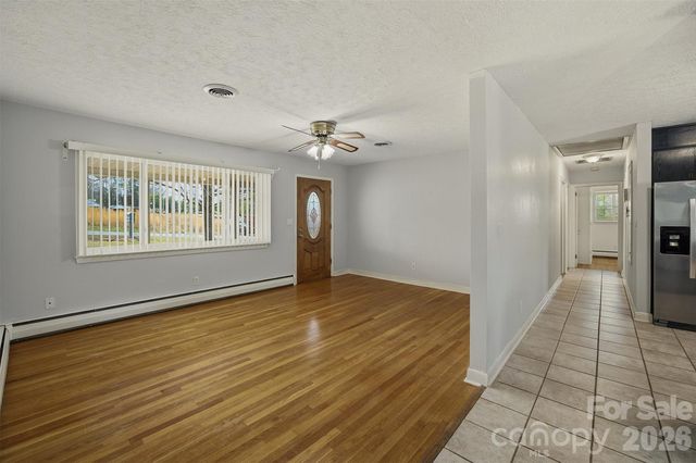 2174 Chester Avenue, Morganton, NC 28655