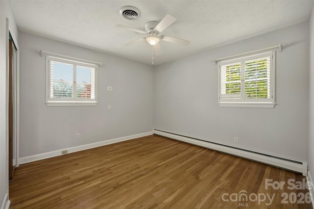 2174 Chester Avenue, Morganton, NC 28655