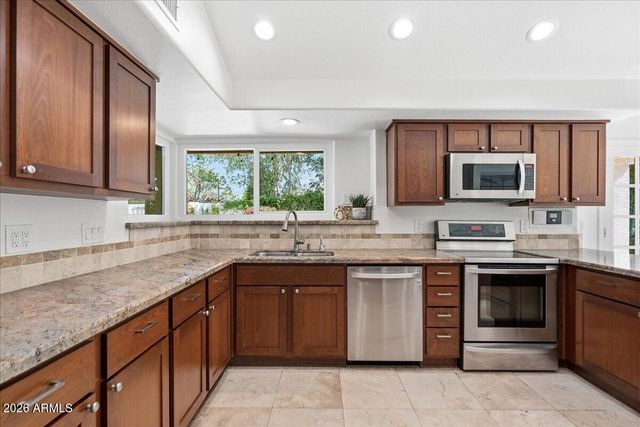 5451 E PIPING ROCK Road, Scottsdale, AZ 85254