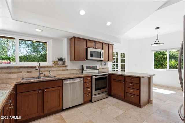 5451 E PIPING ROCK Road, Scottsdale, AZ 85254