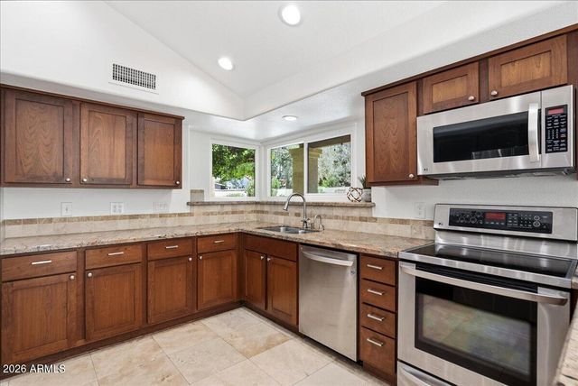 5451 E PIPING ROCK Road, Scottsdale, AZ 85254