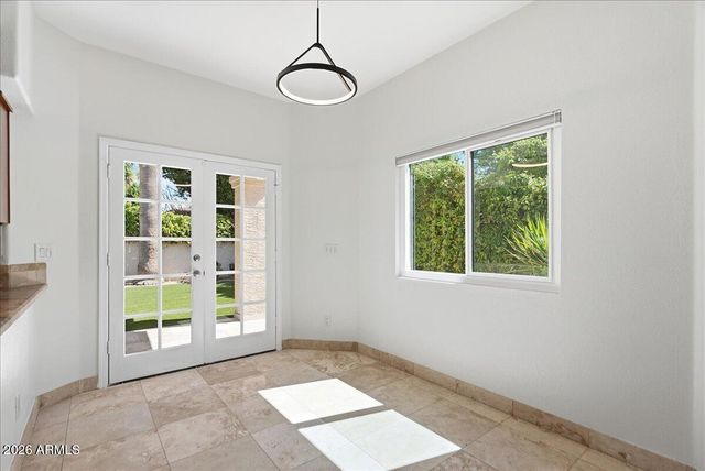 5451 E PIPING ROCK Road, Scottsdale, AZ 85254