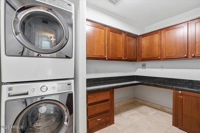 5451 E PIPING ROCK Road, Scottsdale, AZ 85254