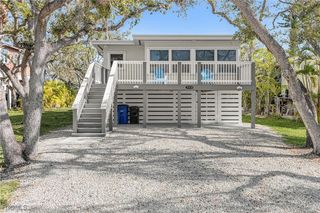 5731 Lauder ST, Fort Myers Beach, FL 33931