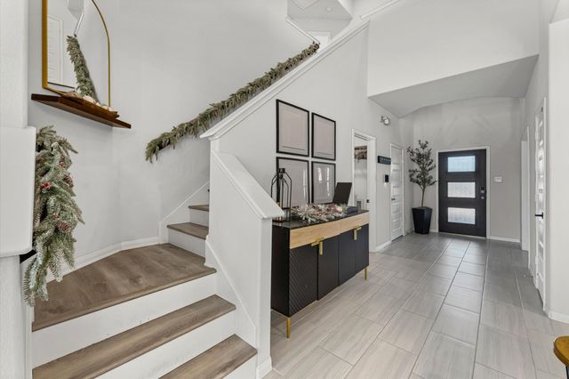 2450 Bear Creek Drive, Rosharon, TX 77583